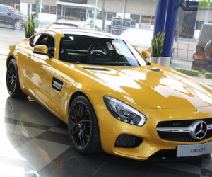 “Mãnh thú" Mercedes-AMG GT S đầu tiên về Việt Nam giá hơn 8 tỷ đồng