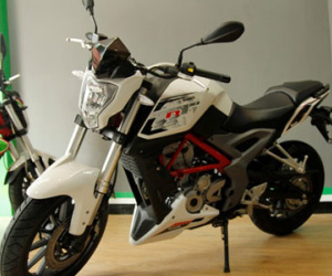 Bốn xe côn tay Benelli giá mềm mới ra mắt thị trường Việt