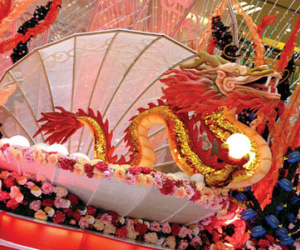 Điểm mặt dịch vụ ngày Tết đắt hơn tôm tươi