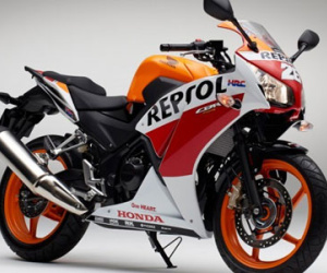 Honda CBR250R phiên bản nhà vô địch ra mắt ở Indonesia