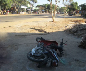 Kon Tum: Trai làng ném đá, đánh một thanh niên tử vong