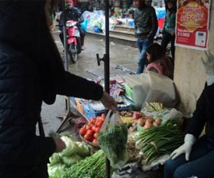 Hà Nội: Trời mưa rét “đẩy” giá rau tăng mạnh