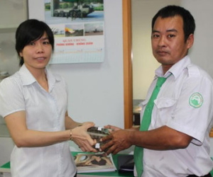 Tài xế Mai Linh trả lại khách hàng 150 triệu đồng