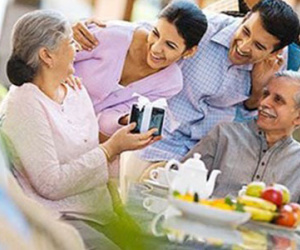 Chàng trai thuê bạn gái bằng ma túy đá để lừa bố mẹ ngày Tết
