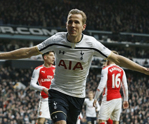 Kane bùng nổ, Tottenham ngược dòng hạ Arsenal