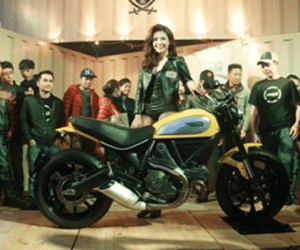 Ducati Scrambler bùng cháy tại Hà Nội