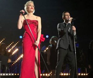 Clip: Adam Levine & Gwen Stefani kết hợp ngọt ngào với “My Heart Is Open”.