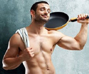 Lăn vào bếp để chứng tỏ "bản lĩnh đàn ông"