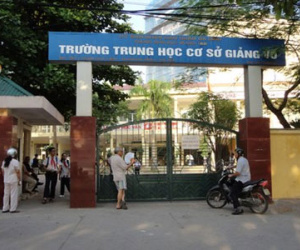Xôn xao việc người lạ giả danh phụ huynh đến đón con