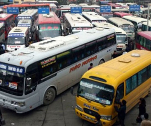 Xăng giảm, vé xe Tết tăng 20-60% là "phụ thu chiều rỗng"