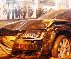 Clip: Hiện trường xe Audi của ca sĩ Hồ Ngọc Hà "đại náo" sân bay