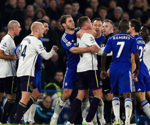 Ivanovic thoát tội, Chelsea và Everton chịu thay