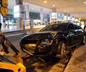 Chủ xe vụ Audi "đại náo" sân bay chịu trách nhiệm thế nào?