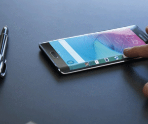 Chính thức: Galaxy S6 sẽ có hai phiên bản, trong đó một phiên bản cong về hai bên