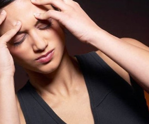 Khắc phục chứng đau đầu khi... yêu