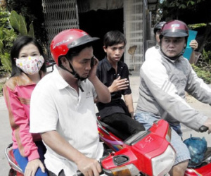 “Bóng hồng” phía sau “hiệp sĩ đường phố”