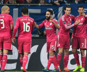 Schalke 0-2 Real: Ngày tỏa sáng của Ronaldo
