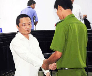 Gã giang hồ chuyên chăn dắt gái mại dâm đội lốt doanh nhân