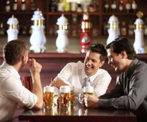 Rượu bia nạp vào cơ thể bao nhiêu là vừa?