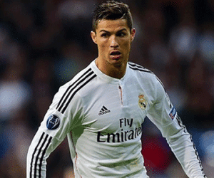 Van Gaal từ chối phũ phàng lời đề nghị về M.U của Ronaldo