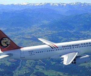 Máy bay TransAsia hỏng phải quay đầu khi vừa cất cánh