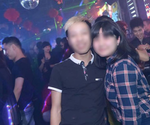 Chàng trai quỳ gối vì người yêu: "Mẹ L. ác cảm vì trước đây mình sống buông thả"