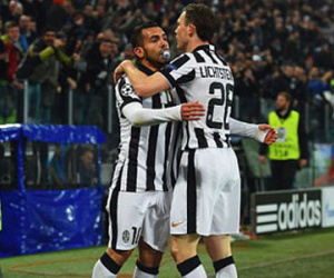 Juventus 2-1 Dortmund: "Lão bà" giành lợi thế