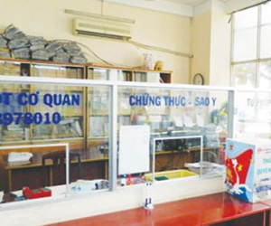 Ngày làm việc đầu tiên sau Tết: Công sở thưa vắng, karaoke “cháy” phòng