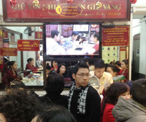Mua vàng ngày "vía thần tài" - cẩn thận kẻo mất tiền oan