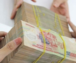 Ngân hàng “cõng” trái phiếu Chính phủ: Con trâu biến thành voi?