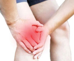 Sưng khớp vì “yêu” không an toàn