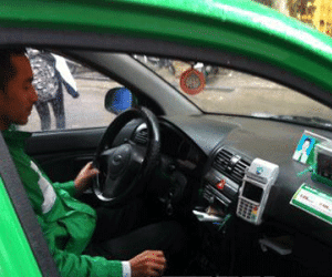 Taxi Hà Nội đồng loạt đăng ký giảm giá cước
