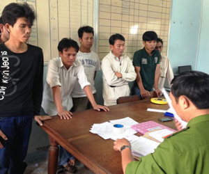 Bắt quả tang một vụ đá gà ăn tiền quy mô lớn