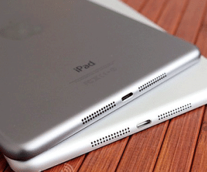 Apple hoãn sản xuất iPad 12,9 inch sang tháng 9/2015