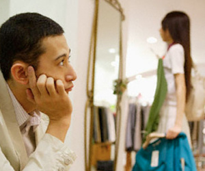 Cô vợ "vật chất"