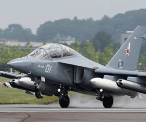 Việt Nam quan tâm tới máy bay huấn luyện Yak-130