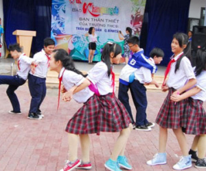 Khi học trò viết "giấy đăng ký kết hôn"