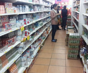 Nhập nhèm sữa bột, sữa tươi