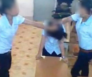 Đám nữ sinh Trà Vinh đánh bạn u não, điếc 1 bên tai?