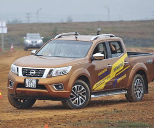 Những chi tiết “đắt” trên Nissan Navara 2015 vừa ra mắt