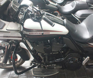 Cận cảnh môtô Harley tiền tỷ duy nhất tại Việt Nam