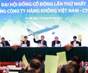 Chủ tịch Vietnam Airlines hưởng lương 33 triệu đồng/tháng