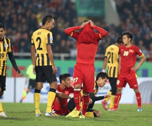 ĐT Việt Nam mất vị trí dẫn đầu khu vực trên BXH FIFA