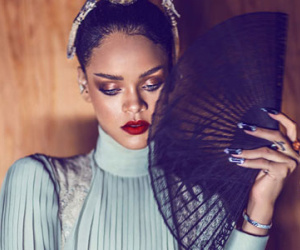 Rihanna huyền bí trên tạp chí Harper’s Bazaar