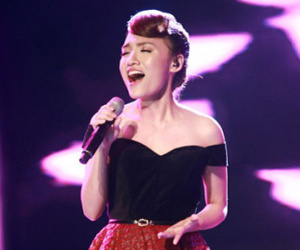 Bố mẹ vỡ nợ, quán quân Vietnam Idol sống tha hương