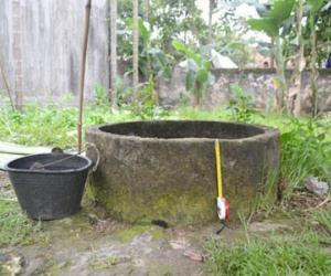 Cháu bé 1 tuổi bị ném xuống giếng: Bắt cô ruột 9X là nghi phạm của vụ án