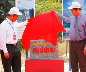 Đặt viên đá đầu tiên xây Khu tưởng niệm chiến sĩ Gạc Ma