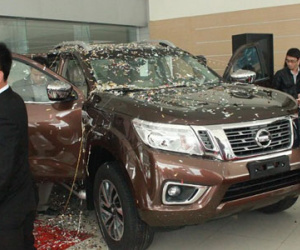 Nissan Navara NP300 mới đã có mặt tại đại lý