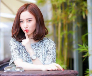 Scandal bủa vây sao Việt: Người rớt giá, kẻ lên ngôi