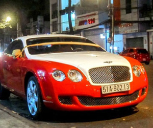Xe cưới Bentley màu giống Veyron tại Sài Gòn